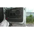 VOLVO VNL 1999-2025 DOOR ASSEMBLY, FRONT thumbnail 2
