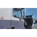 VOLVO VNL 1999-2025 DOOR ASSEMBLY, FRONT thumbnail 1
