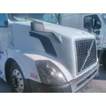 VOLVO VNL 2004-2018 HOOD thumbnail 2