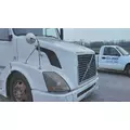 VOLVO VNL 2004-2018 HOOD thumbnail 1