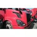 VOLVO VNL 2004-2018 HOOD thumbnail 2