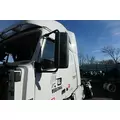 VOLVO VNL 630 Side View Mirror thumbnail 1