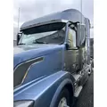 VOLVO VNL 670 Vehicle For Sale thumbnail 2