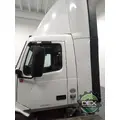 VOLVO VNL day cab Cab thumbnail 3