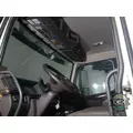 VOLVO VNL300 8102 cab, complete thumbnail 10