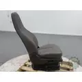 VOLVO VNL400 8521 front seat, complete thumbnail 3