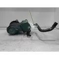 VOLVO VNL640 Air Compressor thumbnail 3