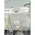 VOLVO VNL640 Fuel Tank thumbnail 5