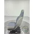 VOLVO VNL640 Seat, Front thumbnail 4