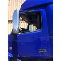 VOLVO VNL64T Door Assembly, Front thumbnail 2