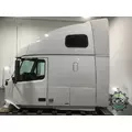 VOLVO VNL670 8102 cab, complete thumbnail 3