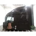 VOLVO VNL670 8102 cab, complete thumbnail 2