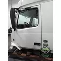 VOLVO VNL670 8102 cab, complete thumbnail 4