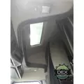 VOLVO VNL670 8102 cab, complete thumbnail 10