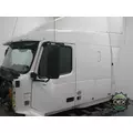 VOLVO VNL670 8102 cab, complete thumbnail 2