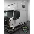 VOLVO VNL670 8102 cab, complete thumbnail 2