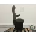 VOLVO VNL670 Seat, Front thumbnail 1
