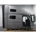 VOLVO VNL760 8102 cab, complete thumbnail 3