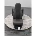 VOLVO VNL780 8521 front seat, complete thumbnail 2