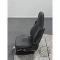 VOLVO VNL780 8521 front seat, complete thumbnail 3