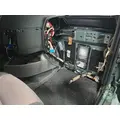 VOLVO VNL860 Cab thumbnail 13