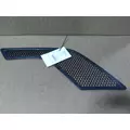 VOLVO VNL AIR INTAKE LOUVERCOVER thumbnail 1
