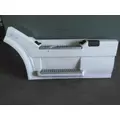 VOLVO VNL CAB SKIRTSIDE FAIRING thumbnail 1
