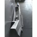VOLVO VNL CAB SKIRTSIDE FAIRING thumbnail 4