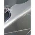 VOLVO VNL CAB SKIRTSIDE FAIRING thumbnail 2