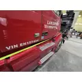 VOLVO VNL CAB SKIRTSIDE FAIRING thumbnail 2