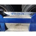 VOLVO VNL CAB SKIRTSIDE FAIRING thumbnail 3