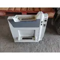 VOLVO VNL CAB SKIRTSIDE FAIRING thumbnail 2