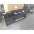 VOLVO VNL CAB SKIRTSIDE FAIRING thumbnail 2