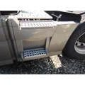 VOLVO VNL CAB SKIRTSIDE FAIRING thumbnail 1