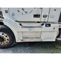VOLVO VNL CAB SKIRTSIDE FAIRING thumbnail 1