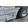 VOLVO VNL CAB SKIRTSIDE FAIRING thumbnail 1