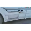 VOLVO VNL CAB SKIRTSIDE FAIRING thumbnail 1