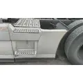 VOLVO VNL CAB SKIRTSIDE FAIRING thumbnail 1