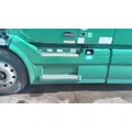 VOLVO VNL CAB SKIRTSIDE FAIRING thumbnail 1