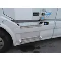 VOLVO VNL CAB SKIRTSIDE FAIRING thumbnail 1