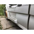 VOLVO VNL CAB SKIRTSIDE FAIRING thumbnail 4