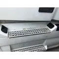 VOLVO VNL CAB SKIRTSIDE FAIRING thumbnail 8