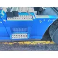 VOLVO VNL CAB SKIRTSIDE FAIRING thumbnail 1