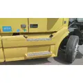 VOLVO VNL CAB SKIRTSIDE FAIRING thumbnail 1