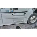 VOLVO VNL CAB SKIRTSIDE FAIRING thumbnail 1