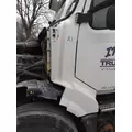 VOLVO VNL COWL thumbnail 1