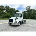 VOLVO VNL Complete Vehicle thumbnail 2