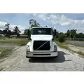 VOLVO VNL Complete Vehicle thumbnail 3