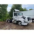 VOLVO VNL Complete Vehicle thumbnail 1