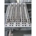 VOLVO VNL DECK (CATWALK) STEP thumbnail 1